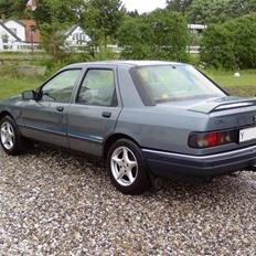 Ford Sierra Azur 
