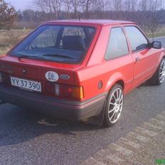 Ford Escort 1,6 Savoy SOLGT