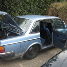 Volvo 240 GL (SOLGT)