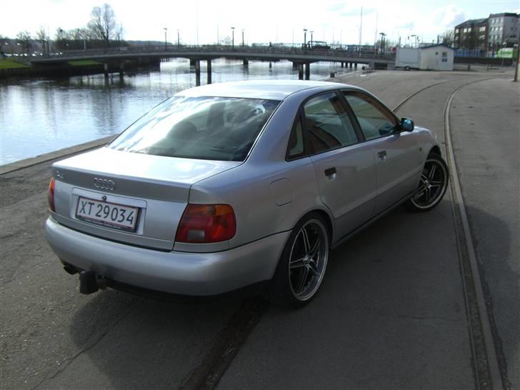 Audi A4 SOLGT billede 4
