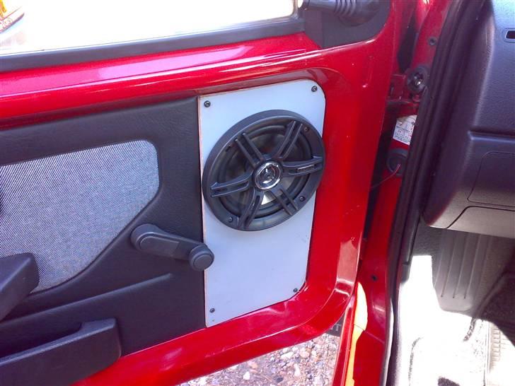 Citroën AX 1.1I First - 6.25" 2-vejl indbygget i dørene billede 6