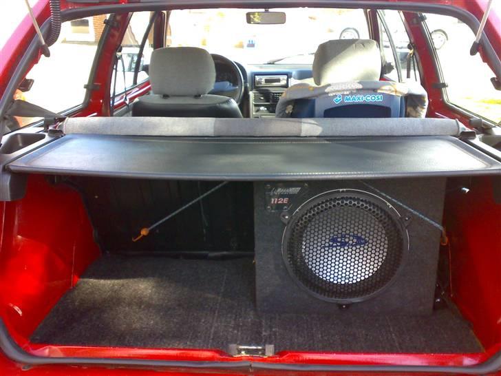 Citroën AX 1.1I First - Alpine 12" i kasse. billede 7