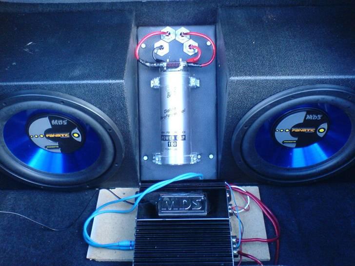 Mazda MX3 (EC) 1.8  V6 SOLGT - Bagagerummet.. Dog ikke færdigt billede 19