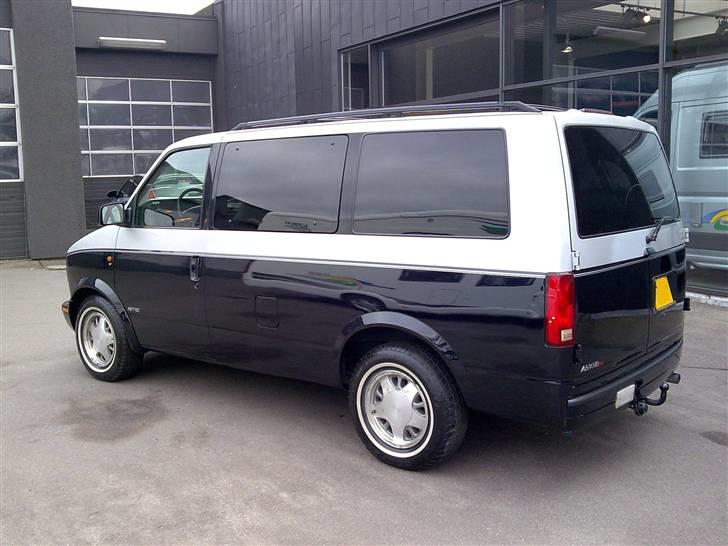Chevrolet Astro van SOLGT - Færtig samlet.... venter dog på fælge billede 7