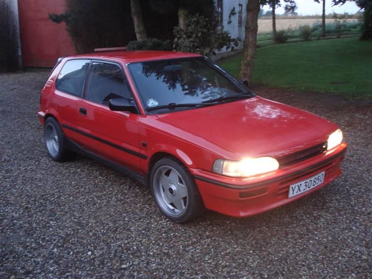 Toyota corolla 1,3 Xli Død billede 11