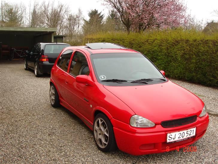 Opel Corsa B 1,4 16v Sport  billede 1