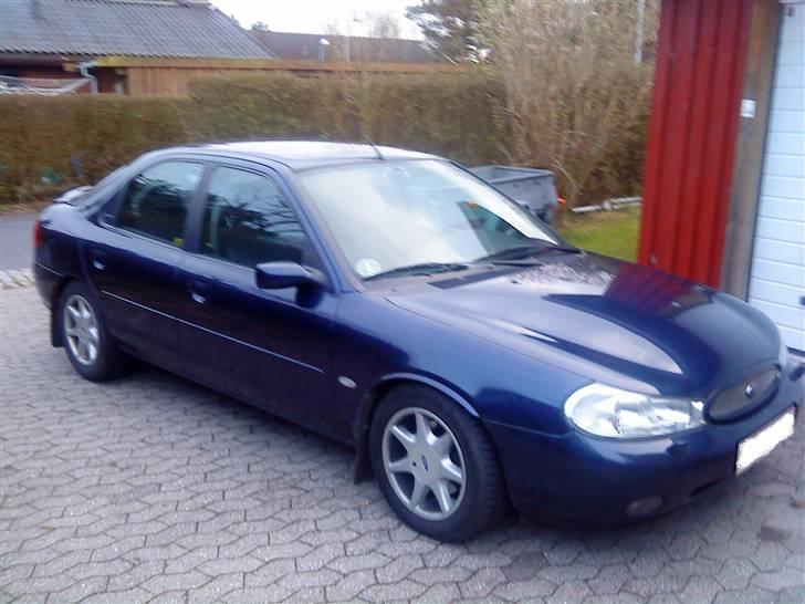 Ford Mondeo 2,5 V6 *SOLGT* billede 1