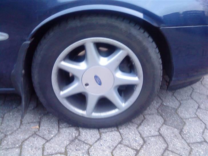 Ford Mondeo 2,5 V6 *SOLGT* billede 5