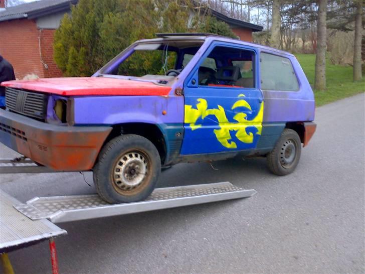Fiat Panda (skrottet) - da bilen er kommet frem til værkstedet. billede 1