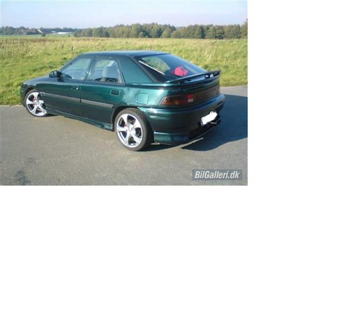 Mazda 323F GT SOLGT billede 2