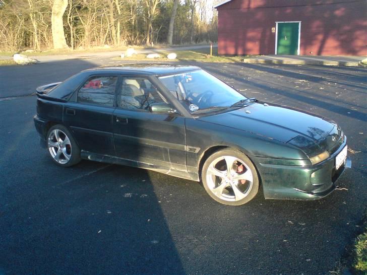 Mazda 323F GT SOLGT billede 4