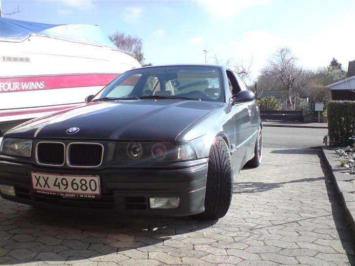 BMW 325i/28i "solgt" billede 11