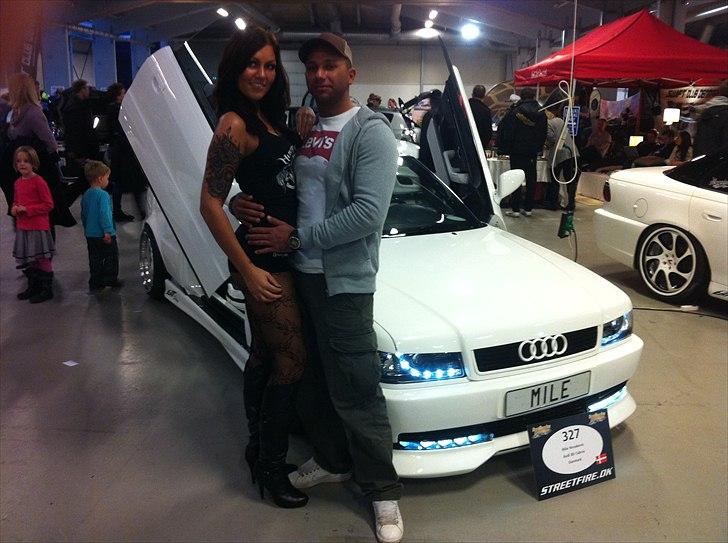 Audi Cabriolet.. Whit S Girls! - Little preheating to front kick billede 5