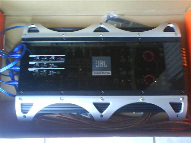 Citroën Saxo 1,6 vts - 6 Kanals bil-forstærker min nye :D billede 17