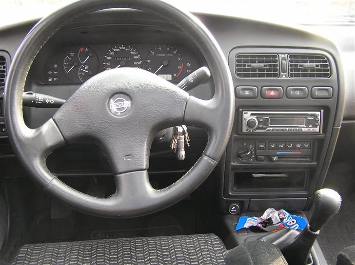 Nissan Primera 2,0e GT --Byttet - Den er nu rimelig velholdt af en 16 år gammel bil billede 14