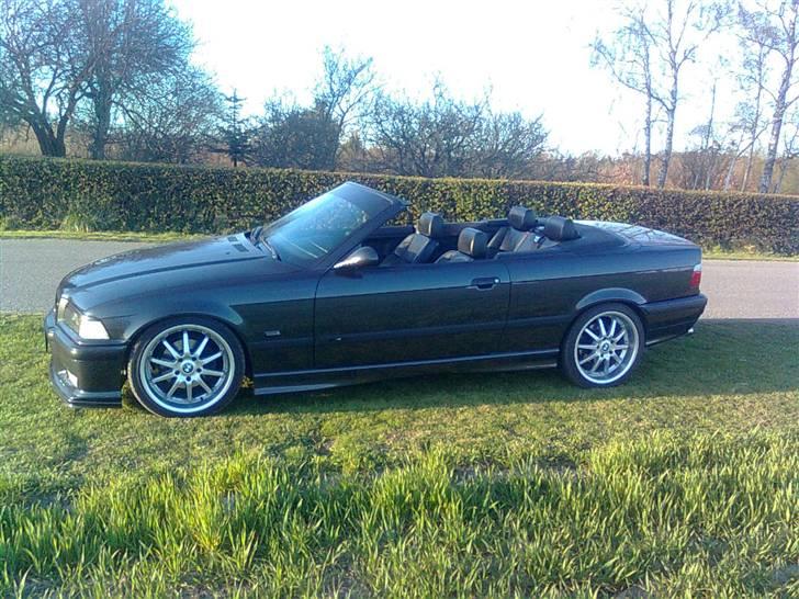 BMW E36 325I Cabrio - SOLGT billede 7