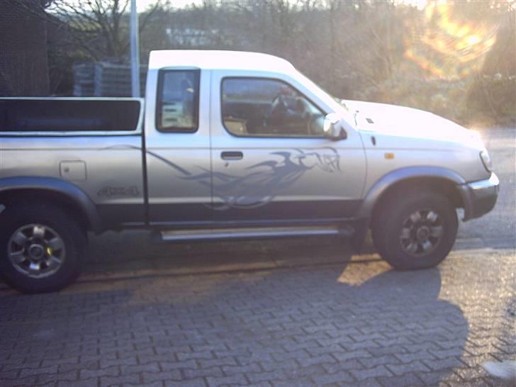 Nissan navara  (solgt) billede 2