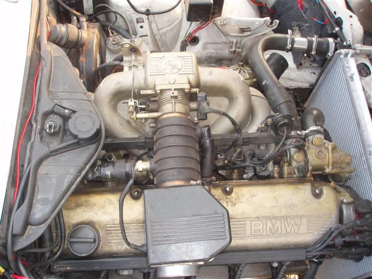 BMW e30 330i  billede 5