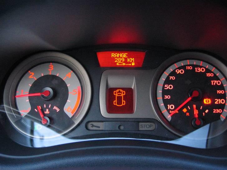 Renault Clio III 1,5 DCI 68HK - SOLGT billede 7