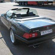 Mercedes Benz 500 SL