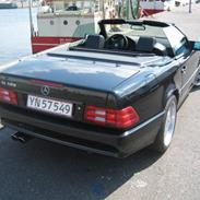 Mercedes Benz 500 SL