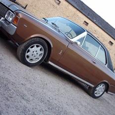 Ford 26 M Hard top Coupe 