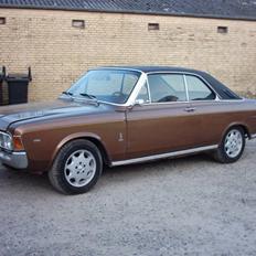 Ford 26 M Hard top Coupe 