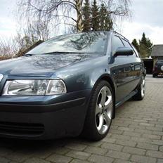 Skoda Octavia Combi 1.8 T 