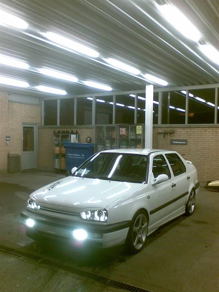 VW Vento solgt billede 1