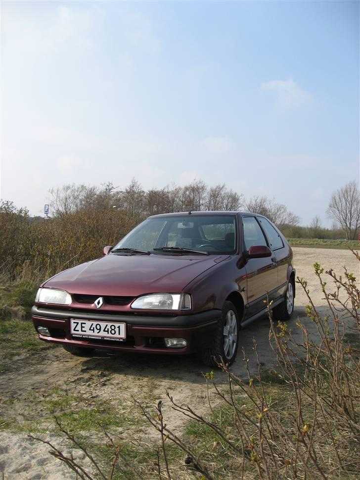 Renault 19 S 1.4 - PÅ stranden :) billede 6