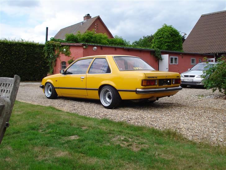 Opel Rekord E1 købt tilbage! - Den bliver malet om i den originale farve.. billede 7