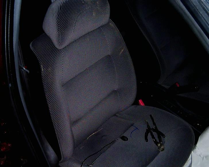 Peugeot 406 (front skadet) sælges - passager sæde billede 4