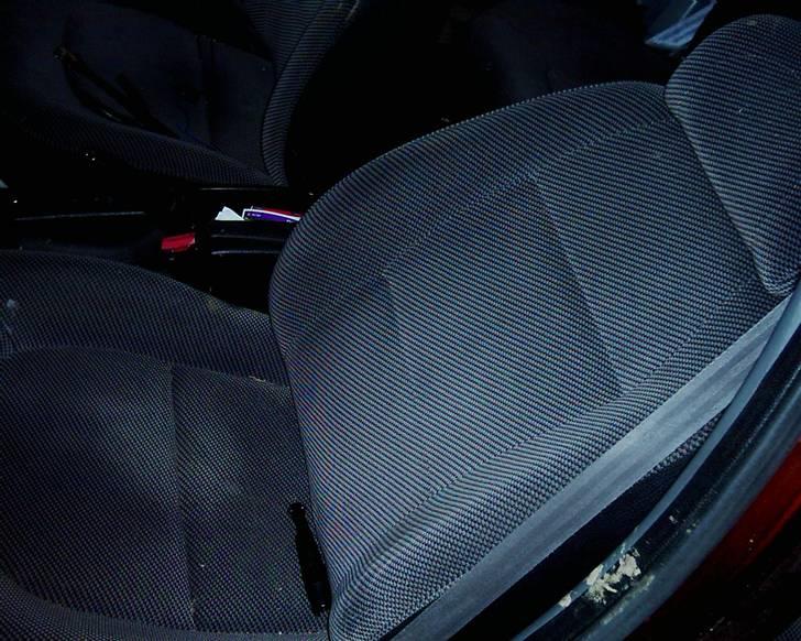 Peugeot 406 (front skadet) sælges - føre sæde billede 9