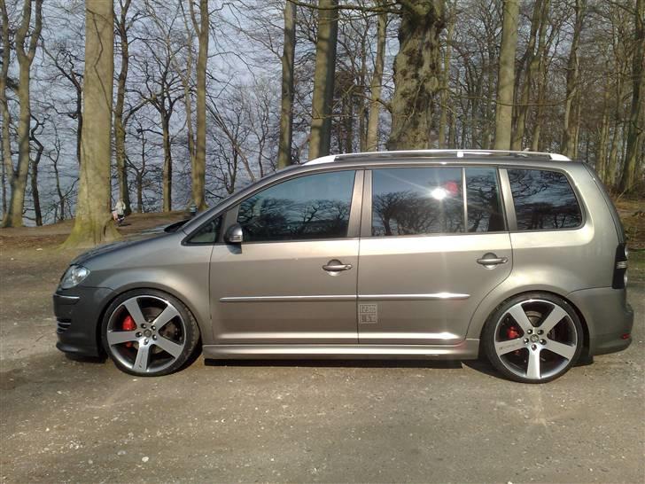 VW Touran 2,0 TDI (Highline) billede 18