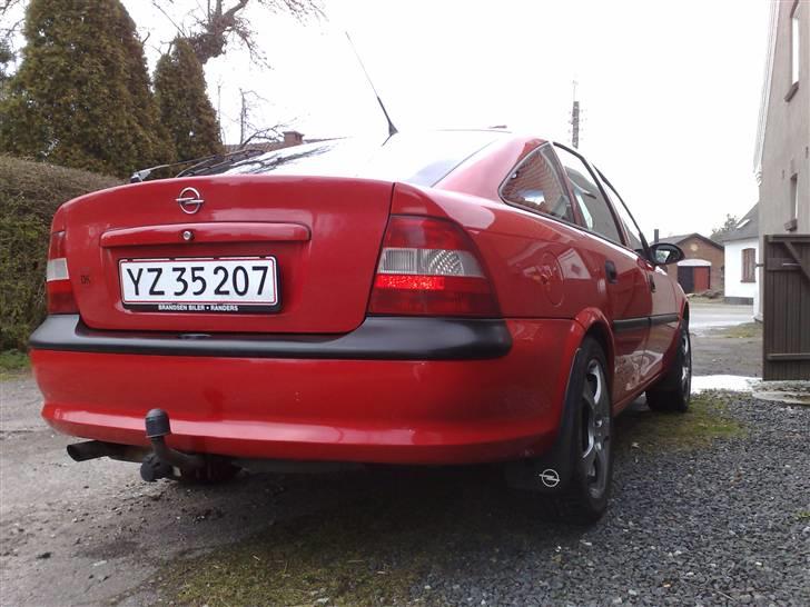 Opel vectra 1.8 cl hatch billede 3