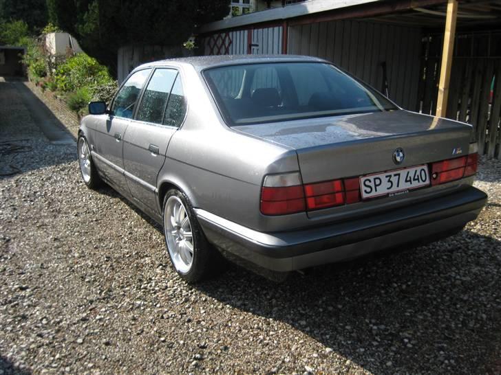 BMW E34 518i  billede 1