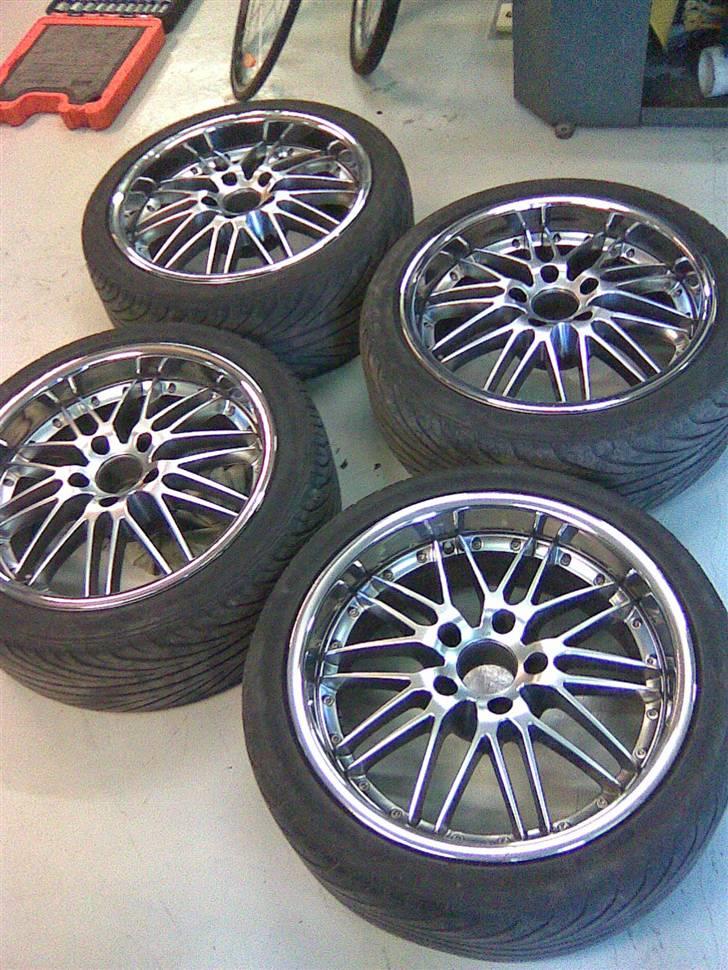 BMW 520i  - Mine fiiiine sommerfælge.. WUPTI!:D billede 5