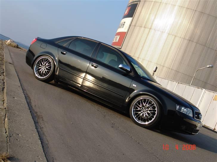 Audi a4 limousine død billede 12