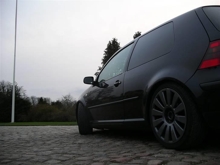 VW 1,8 20V SOLGT billede 2