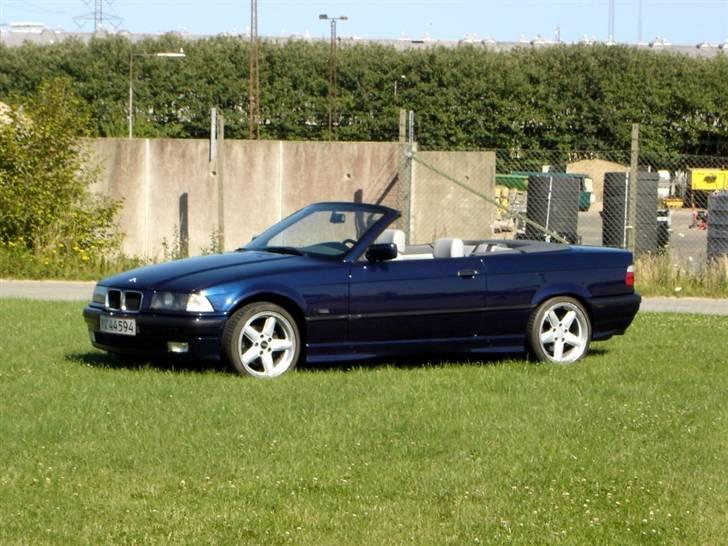 BMW 320i Cabriolet billede 3
