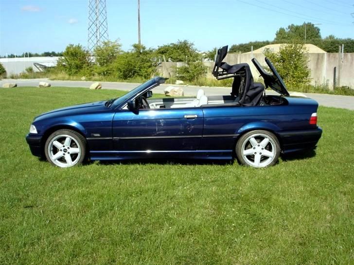 BMW 320i Cabriolet billede 14