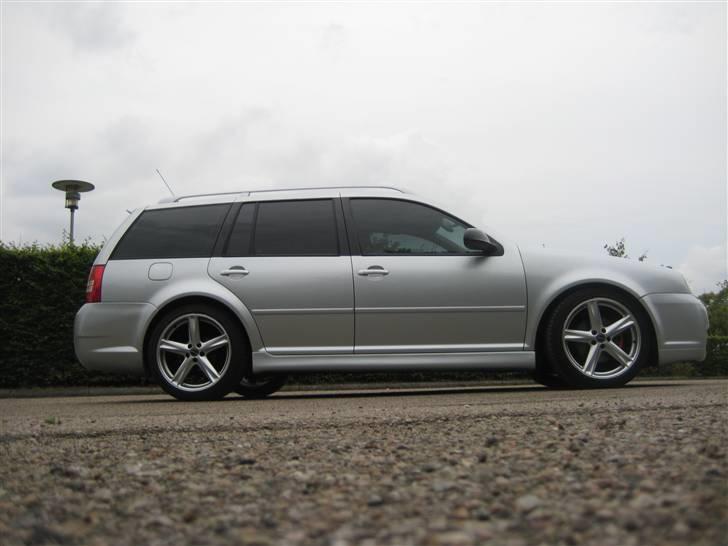 VW Golf 4  Variant #SOLGT# - .:R 19 look billede 1