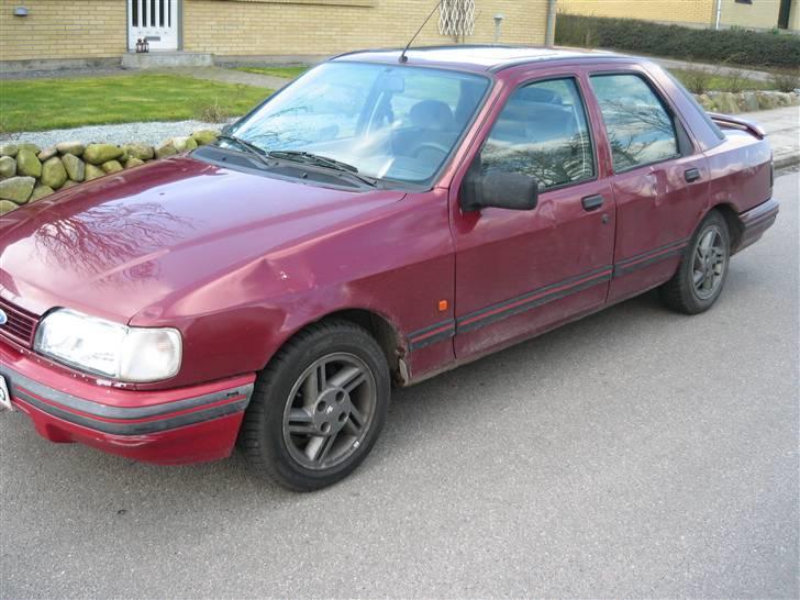 Ford SIERRA(SOLGT) billede 5
