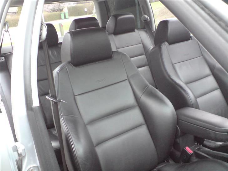VW Golf 4  Variant #SOLGT# - Recaro læder stue, nem at holde når der er børn i bilen ;O) billede 8