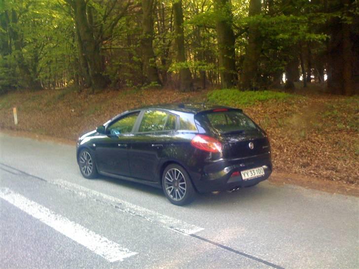 Fiat Bravo sport *SOLGT* - set bedre røv i byen... tror jeg ikk ;)  billede 2