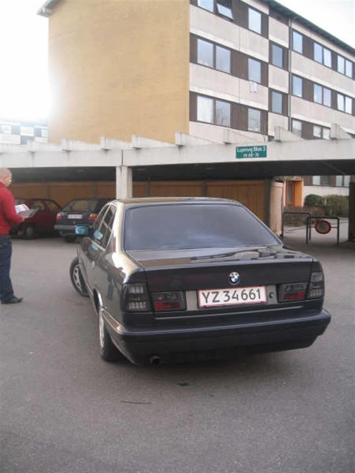 BMW E34 520i 24v SOLGT billede 2