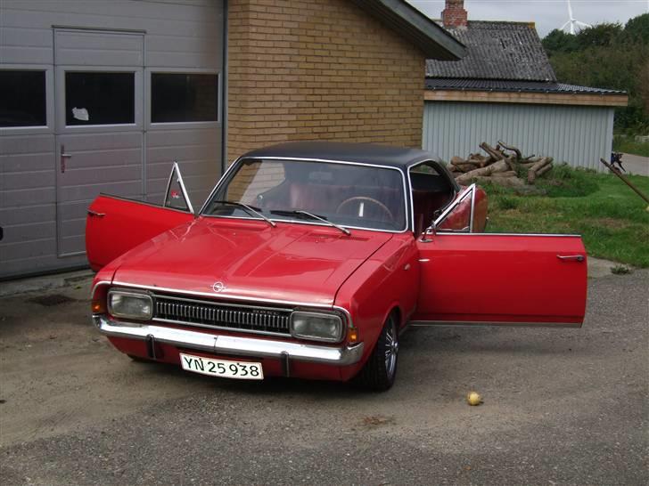 Opel commodore a coupe solgt billede 3