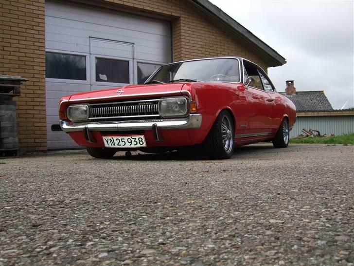 Opel commodore a coupe solgt billede 9