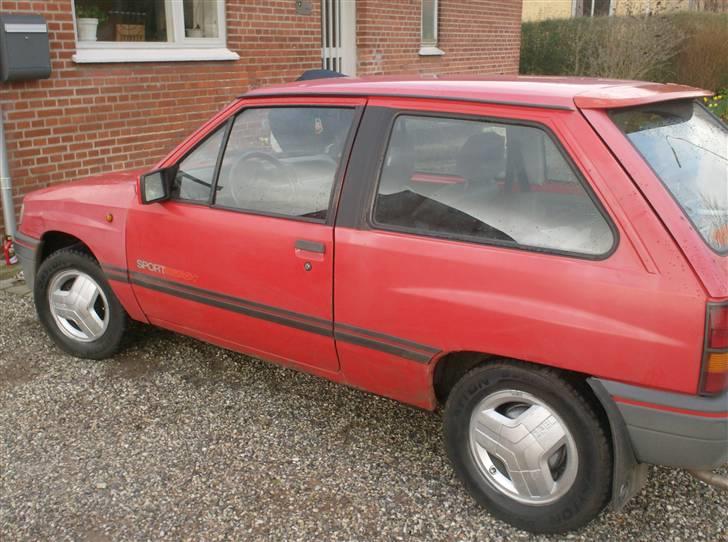 Opel Corsa 1,4i Sport  billede 3