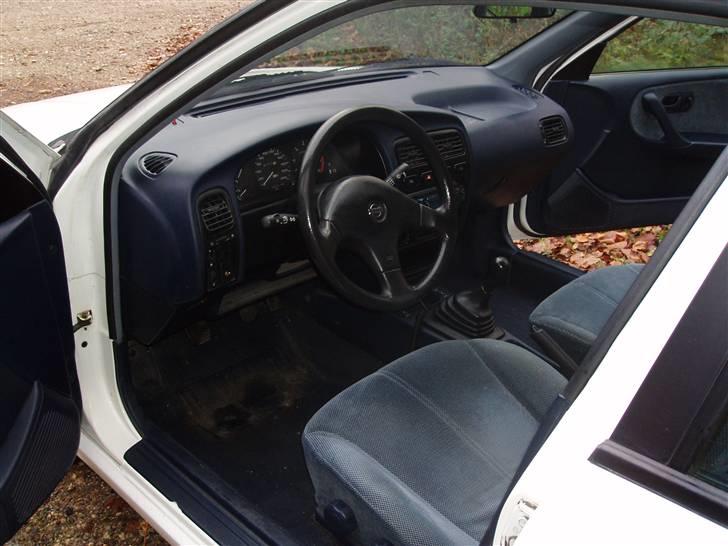 Nissan Primera 1,6 SLX billede 7